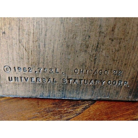 VTG Golden Praying Hands With Bible Bookends Set of 2 L/R Brass Color Finish - Picture 4 of 11